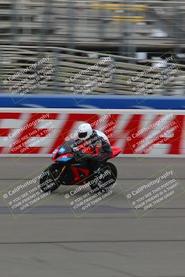 media/Oct-15-2022-Fastrack Riders (Sat) [[9a18b22502]]/Level4/Start Finish 900am/